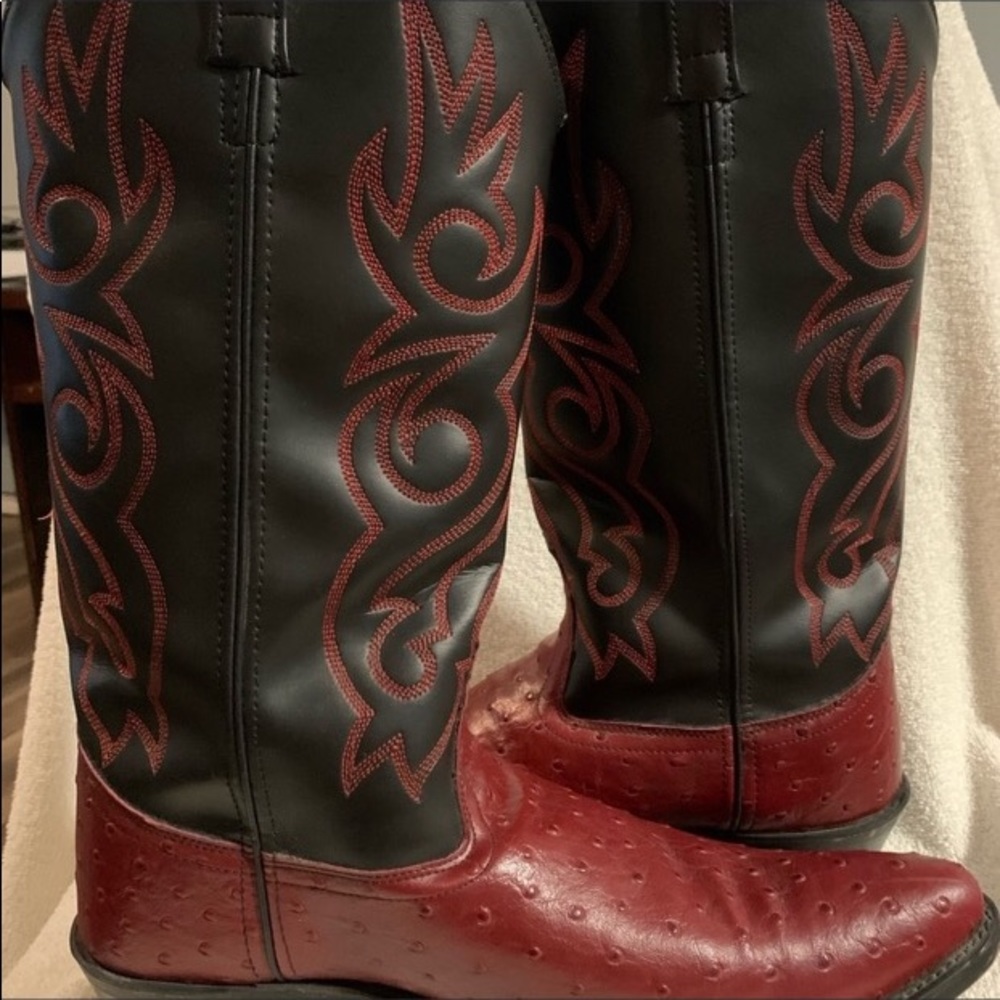 Old West size 12.0 Black Cherry